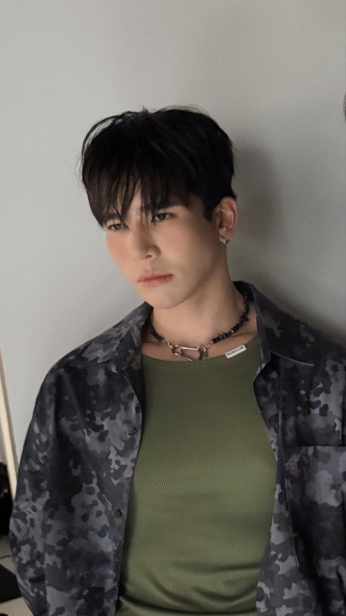 วันนี้หล่อที่ซูดดดดดดดดเลยค้าบบบบเฮีย ~   😳🥰#SiamParagonBIFW2025xZeeMax 
#mmaxmax