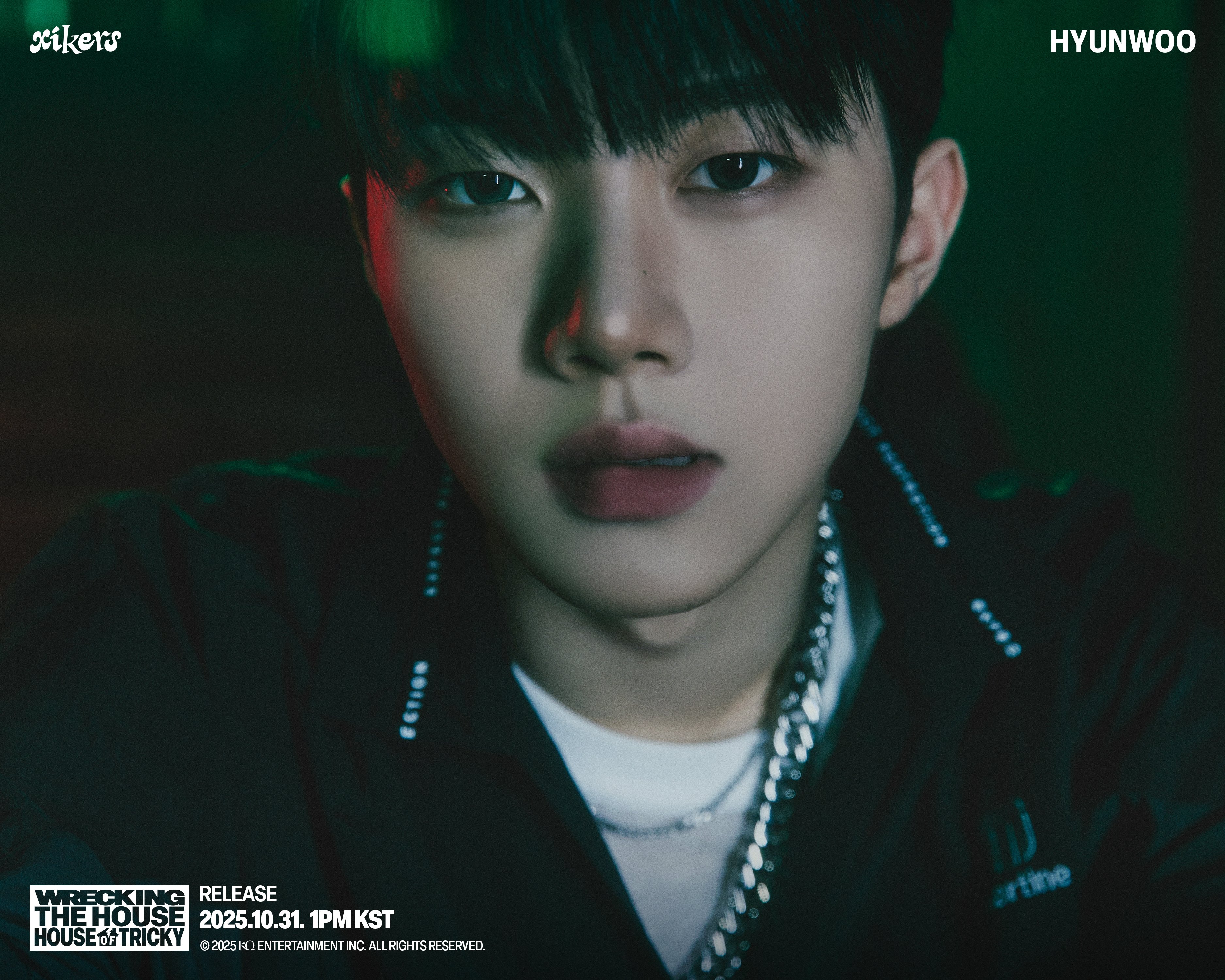 삼선 트레이닝 복을 100프로 활용한 것 같은 남돌 컨포 | 인스티즈