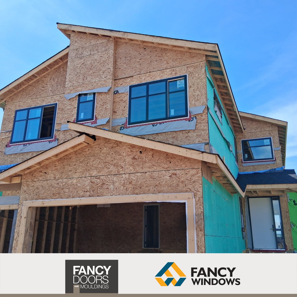 fancy_windows's tweet image. ✨ Stylish Details in the Making

We’re proud to be part of this under-construction spec home, featuring our sleek black windows and a solid panel entry door with sidelite.

#FancyWindows #SpecHome #BlackWindows #EntryDoorStyle #UnderConstruction  #WindowsAndDoors