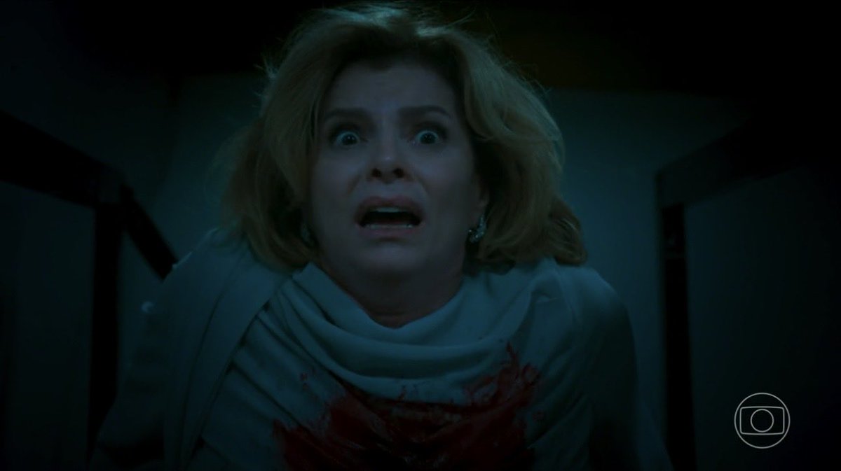 O problema não foi a forma brocha de descobrir quem matou Odete, nem que ela estaria viva, o que já era óbvio para 11 entre 10 espectadores, com o texto medíocre desse remake. Mas sim achar que Manuela Dias magicanente faria diferente e salvaria a novela em um capítulo. #ValeTudo