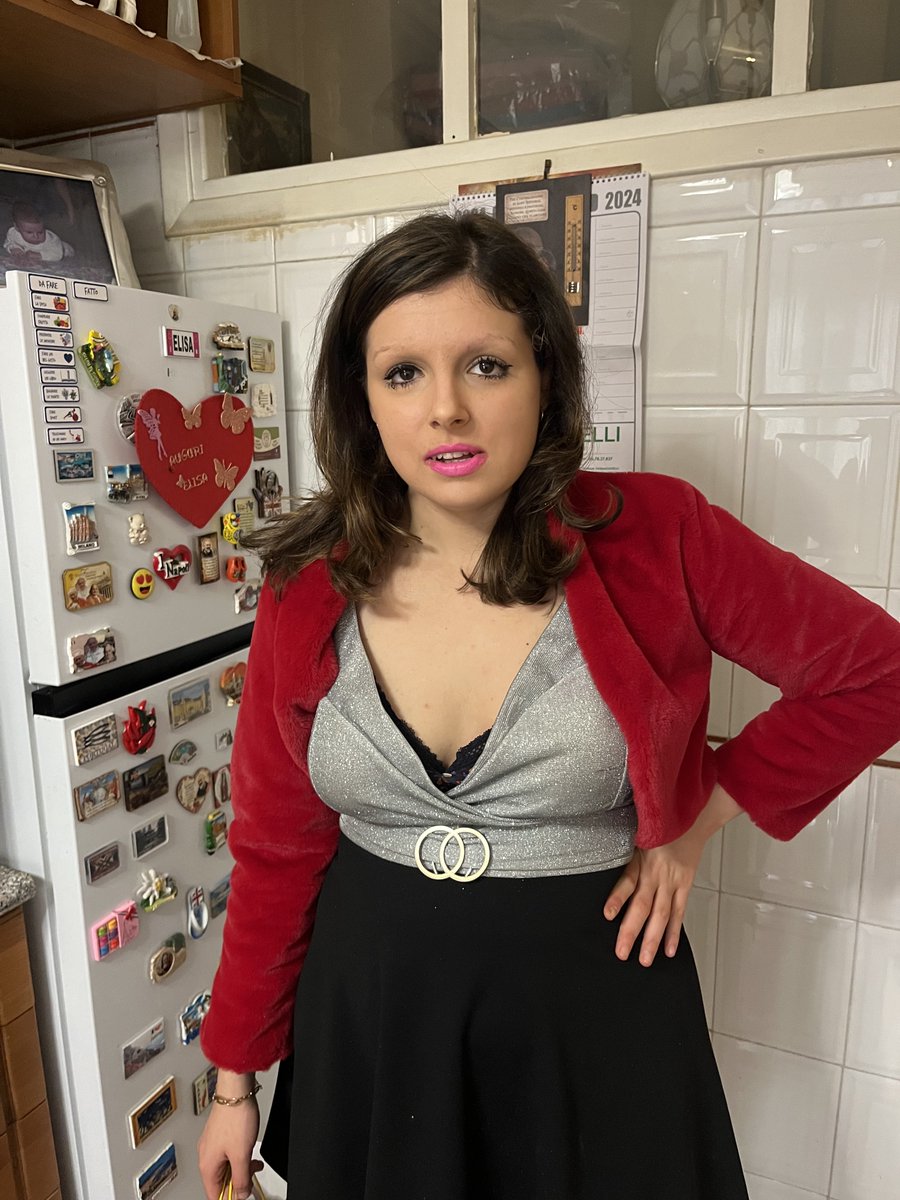 asraf1966's tweet image. #unafotocheamepiace #ely ♥️ #doughter