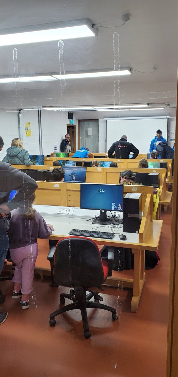 DojoMor2025's tweet image. A fantastic day of coding fun at MTU Cork for #DojoMór2025! 💻🎉
Young coders explored Scratch, Micro:bit, and more — sparking creativity, curiosity, and teamwork. 🌟
#DojoMór2025 #CodingForKids #STEM #MTUCork #LearnToCode @MTU_ie @DavidFHodge @hea_irl