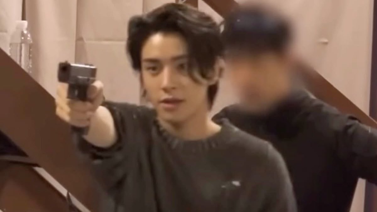 mnijake's tweet image. me to engenes who don’t vote

RT and REPLY or else, Jake will cry🦮
I vote #ENHYPEN on #2025MAMAVOTE