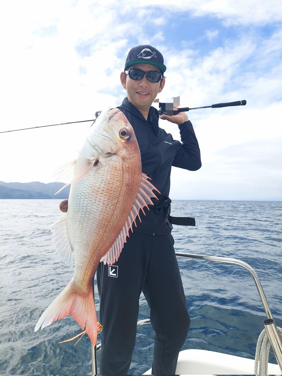 運と奇跡の積み重ね。
“自分には釣れる運”がある…って巻く。誰にでもチャンスがあります。
釣りいきましょう。
笑って巻きましょう😊
#タイラバ 
#タイゲームSD調子ゴキゲン
#テイルウォーク
#PR