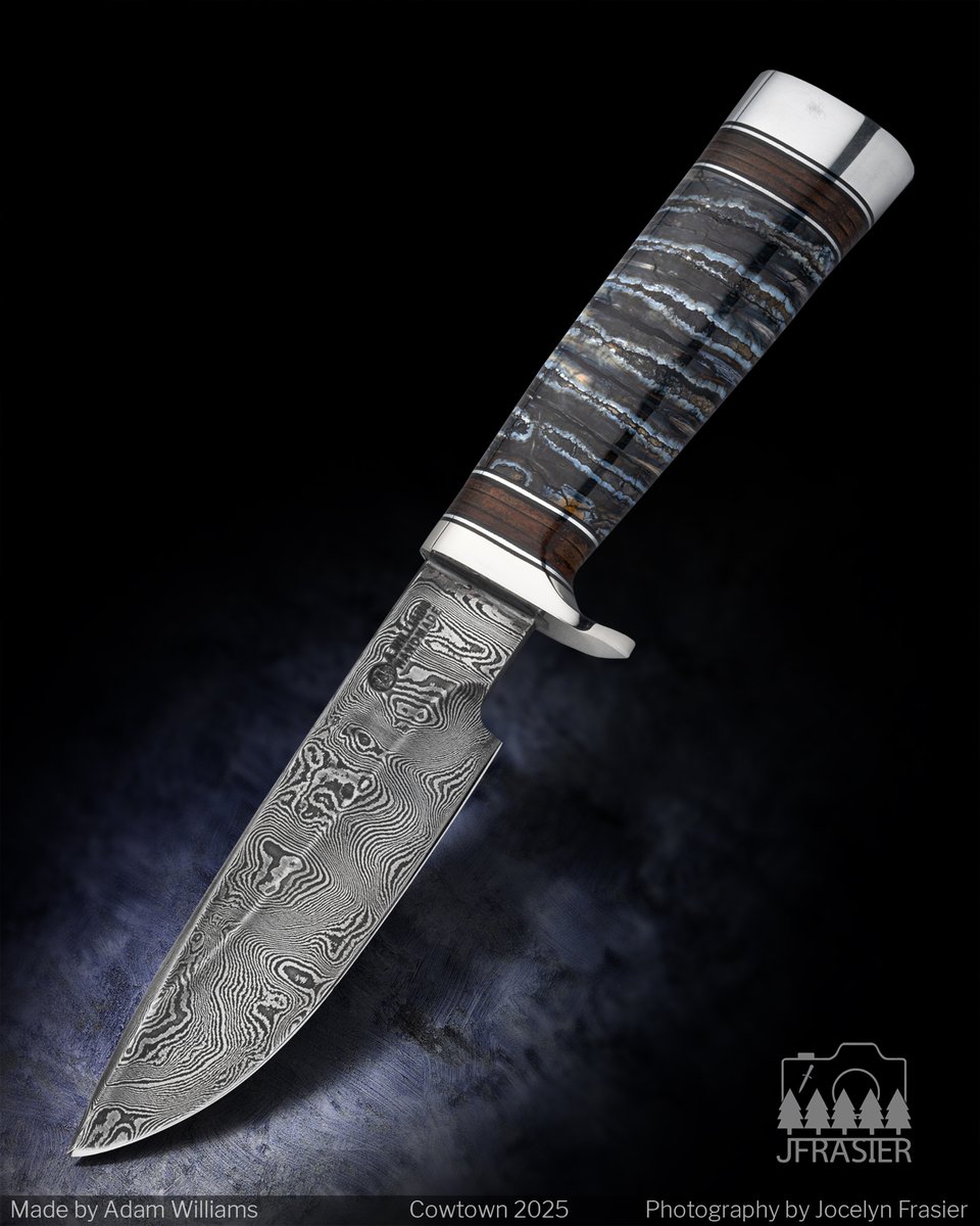 JFrasierPhoto's tweet photo. Three to love from Adam Williams
Safari Slicer Bowie, Fordite Hunters, Randal Hunter.
#jfrasierphotography #blademagazine #knifemagazine #messermagazin #lapassiondescouteaux #coltelli #fandecouteaux #messer #messerliebe https://t.co/OjFo5JVkO1