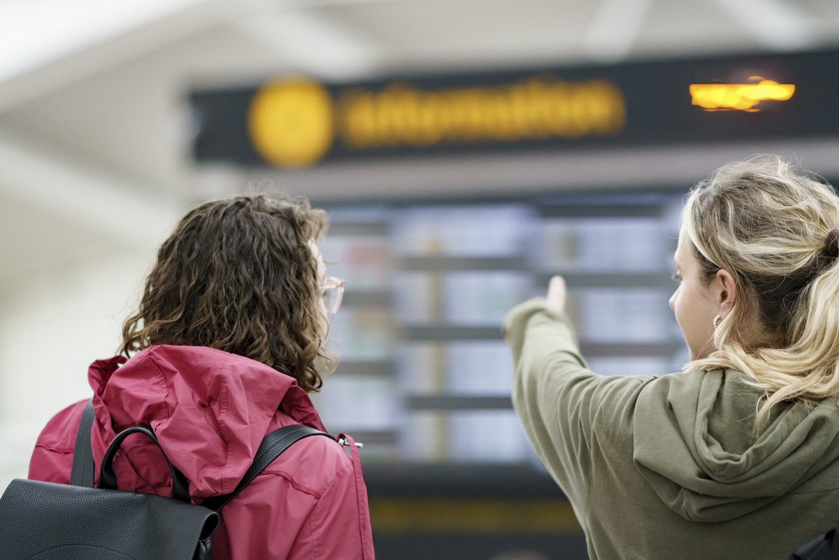 Heathrow Airport tweet media