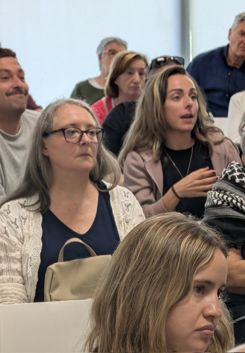 💚 Gracias a todas las personas que hoy habéis llenado nuestro acto público sobre #CERRODELBAILE 

Nuestro portavoz y concejal <a href="/juantorresga/">Juan Torres García</a> y nuestro #SecretarioGeneral <a href="/RubenHolguera/">Rubén Holguera</a> cuentan hoy en nuestro acto qué posibilidades reales hay de tener una #vivienda asequible en