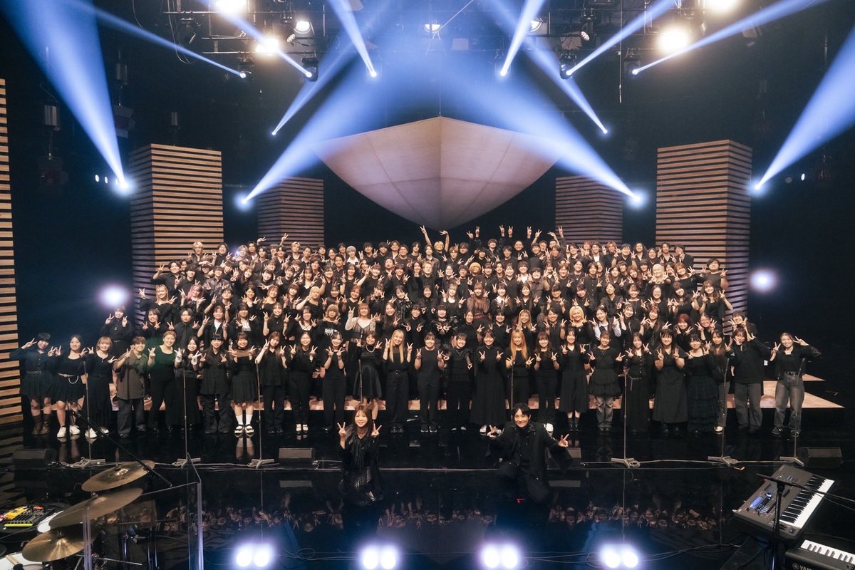 hamonzo's tweet photo. 10月16日(木)午後10時放送
NHK「SONGS」にいきものがかりさんのバックコーラスとして出演させていただきました！✨

曲はTVアニメ「キングダム」新シリーズのオープニングテーマ「生きて、燦々」になります！

10月21日(火)午前0時35分(※月曜深夜)の再放送もぜひご視聴ください🎤

@IKIMONOofficial https://t.co/gCrWamde73