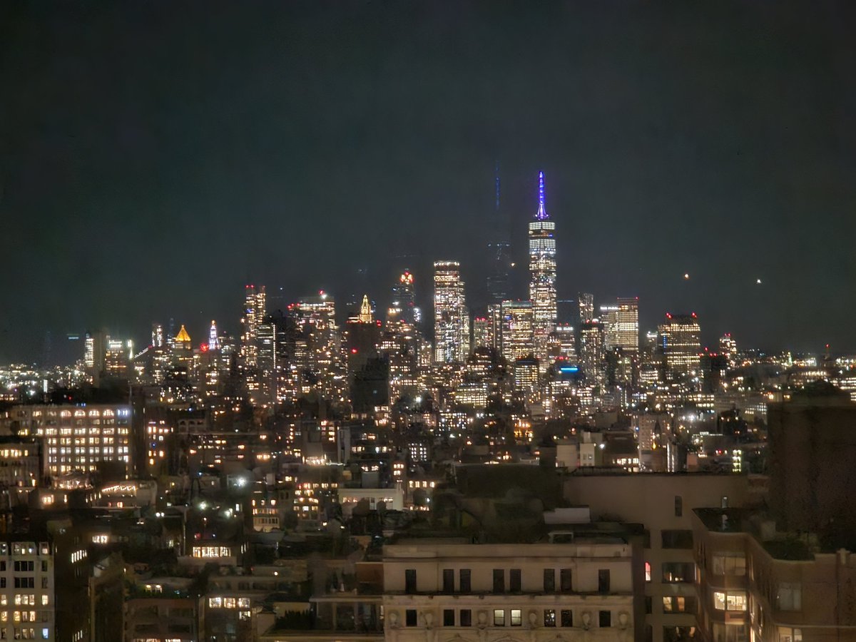 TalethP's tweet photo. @sw3tdisposition I moved in March and I have insane views from every room in my new place 😁 https://t.co/p8azYczx1s