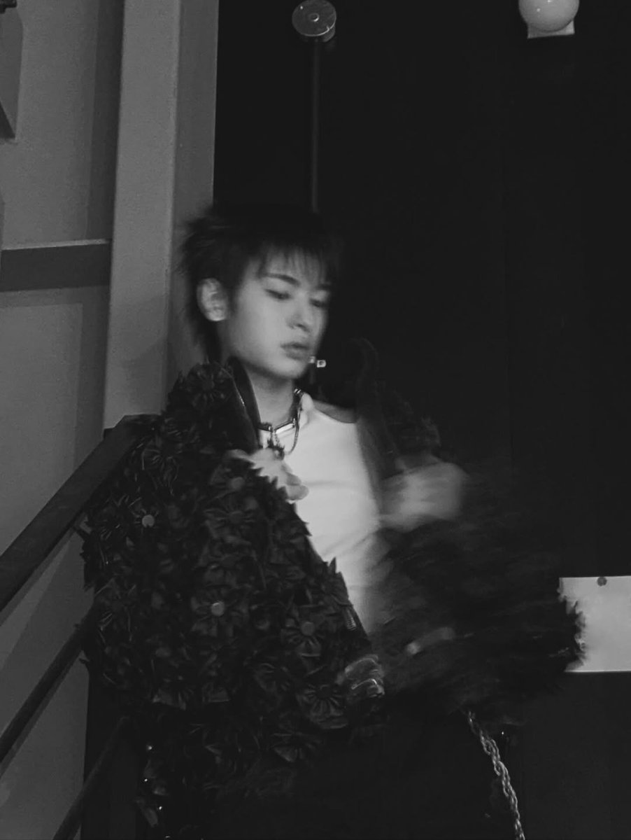 leeyechanbrasil's tweet photo. [📸] #IMAGEM | Atualização do Yechan no Instagram oficial do xikers.

"✨"

#xikers #싸이커스 #예찬 #이예찬 #leeyechan #yechan @xikers_official https://t.co/CKxdT5mhUx