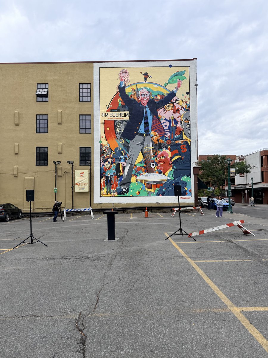 Pumped to be downtown today for the Jim Boeheim mural dedication on Franklin Street! Honoring a Hall of Famer, a legend, and a huge part of Syracuse’s story. 🍊🏀 #GoOrange #syracusebasketball
