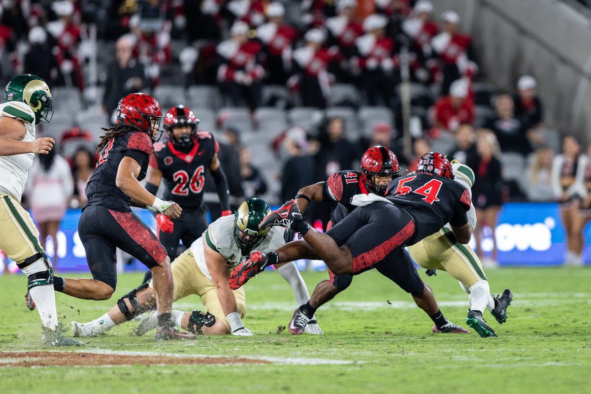 Krishna Clay flies in like superman to assist Mister Williams on a tackle. <a href="/GoAztecs/">San Diego State Aztecs</a> <a href="/AztecFB/">San Diego State Football</a> <a href="/TheSDSUPodcast/">The SDSU Podcast</a> <a href="/SD_SportingNews/">East Village Times</a> <a href="/EVT_News/">East Village Times</a>