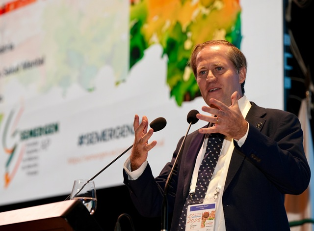 “Ojo a la cantidad de gente que confunde problemas cotidianos con depresión”
Las consultas del primer nivel asistencial pueden recibir de media varios casos relacionados con la salud mental, lo que ha disparado el auge en el consumo de benzodiacepinas. 
👉Entre el 12% y el 15% de