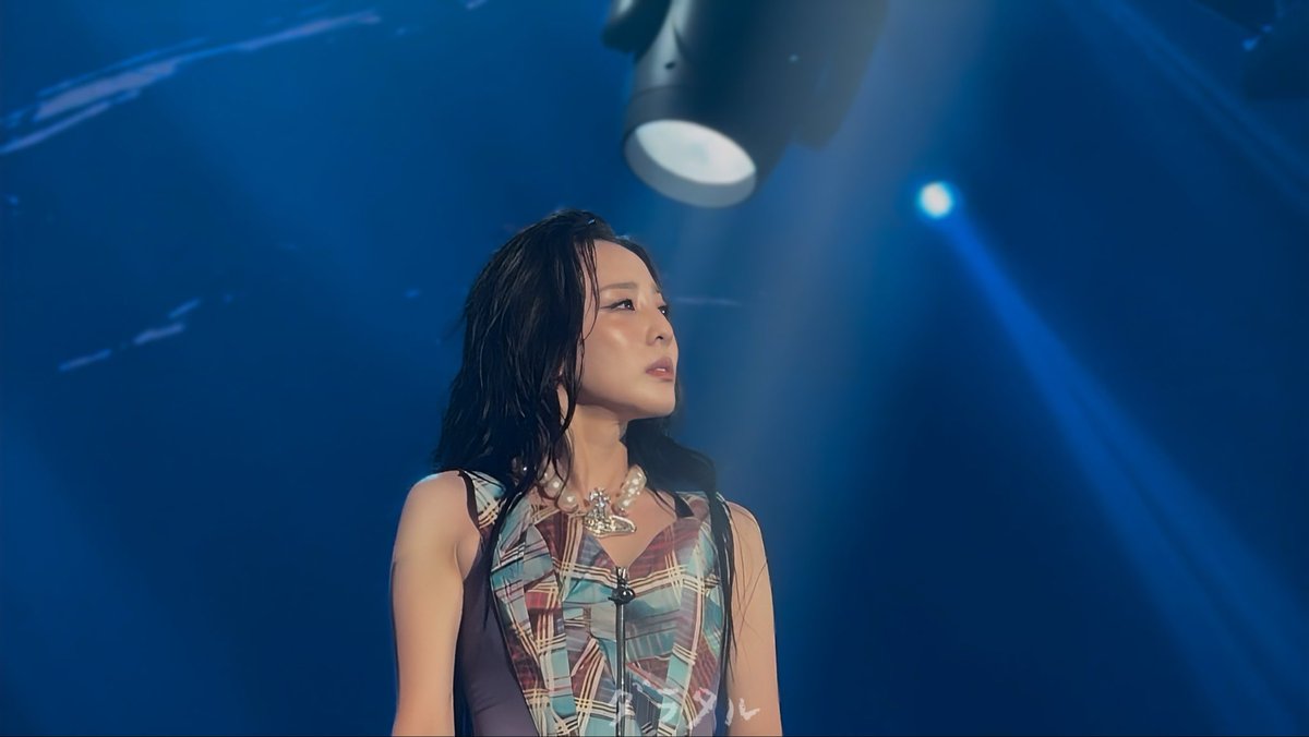 Krap_araD's tweet image. 🐰🧡✨✨
#sandara #welcomebackinseoul_finale