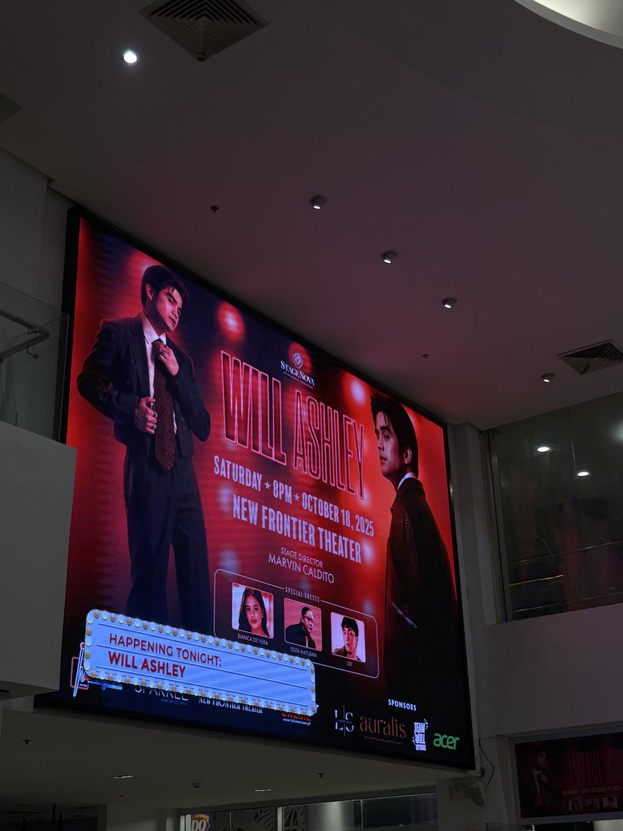 the plaza knows i originally went for bianca + also considered giving away my ticket and get livestream na lang to support bianca

but after witnessing today's con, i can 100% say going today was worth it, not just to support bianca, but to witness his talent from singing and