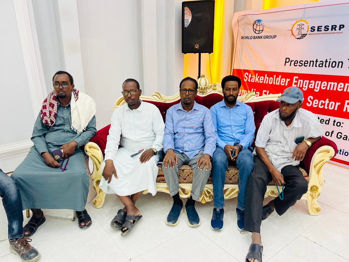 Sabrie1A's tweet image. Somalia Electricity Recovery Project (SESRP) Civil Society Engagement Meeting
#GECO held a community engagement meeting with community members and civil society in #Galkayo district.
The purpose of the meeting was to provide an overview of the SESRP project #Orbitsolutions