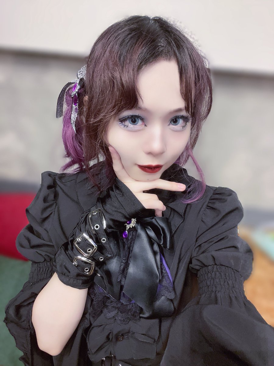 2025.10.18
ORANGE HORIZON 🍊Double-u studio
ありがとうございました。

#WELIT のお2人も、
#たとえばカワウソ34 のりさちゃんも可愛かった！😈ꔛෆ

#薬魅コユキ
#VOLUPTEMEIDEN #ヴォルプテメイデン