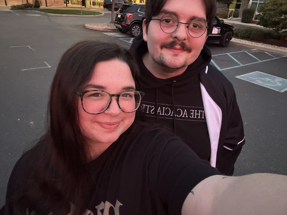 SIꓥⱯꓤꓕ tweet media