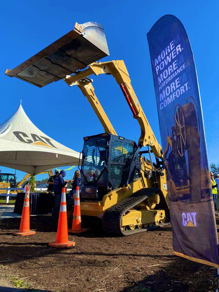 🚀 Equip Expo 2025 | Louisville Bound! Fellow Techies in Autonomous Driving &amp; Robotics – Let's Chat Electric Mowers &amp; Yard Bots? 🇺🇸 Join and Chat.