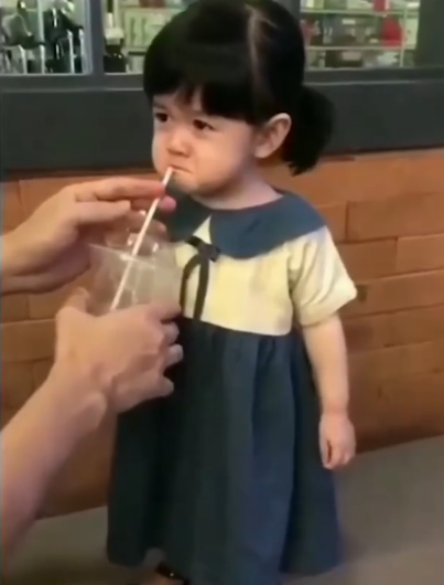 codeixx's tweet image. when mom offers me my favorite food after beating me 😭😭😭