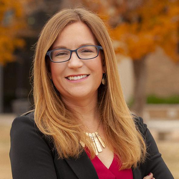 Congratulations to <a href="/UofOklahomaLaw/">OU College of Law</a> Professor 
<a href="/ProfTracyPearl/">Tracy Hresko Pearl</a> for joining the Faculty Advisory Council for the 
TEDLaw initiative! TEDLaw is aimed at teaching law students and 
attorneys "human skills needed for modern legal practice."
Learn more here: shorturl.at/0S6am