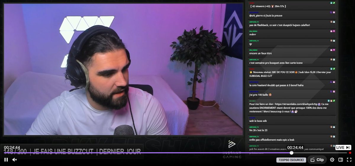 <a href="/TwitchFR/">Twitch FR</a> a enfin intégré le REWIND pour vos abonnés 🚀

Vos abonnés peuvent dorénavant revenir en arrière sur votre live, et ensuite revenir au direct via le bouton "LIVE" 👍

Une fonctionnalité très attendue par les utilisateurs ✅

Crédit image : <a href="/SharkyTwitch/">SHARKY 🏝️ 🇹🇭</a>