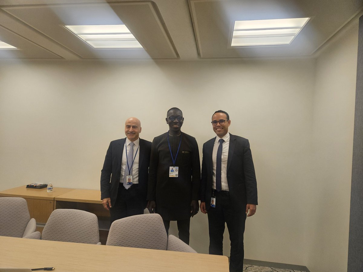 ablayecisse_Gfm's tweet photo. En mission, jusqu'au bout ...
Les bons mots du chef de Mission du FMI qui arrive début de semaine à Dakar.
#EddyGemayel est un visage bien connu maintenant à Djolof.
L'essentiel est ici ... mais nak l'obs coûte 100 pour lire l'intégrale.
#Negociations #NouveauProgramme https://t.co/8ykTvLOEBW