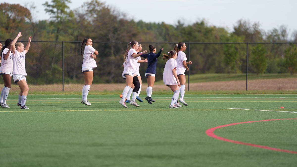 Mount_WSOC's tweet photo. 30 minutes to go before kickoff #gomount https://t.co/Dt7U1dLIV3
