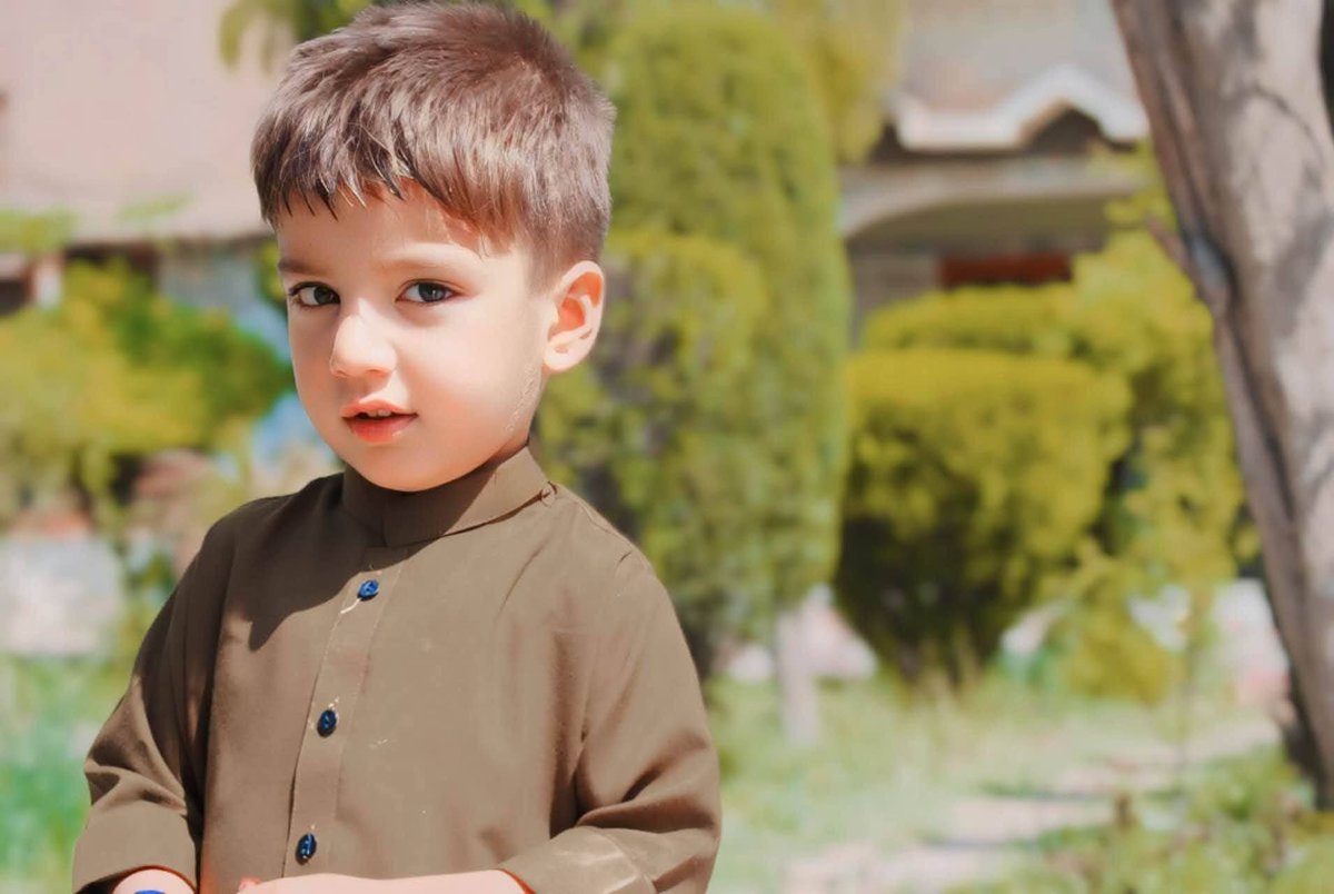 MahazOfficial1's tweet image. Update: According to local Journalist, In the Khaddi area of North Waziristan, a suicide attack on October 17, by Gul Bahadur group resulted in the deaths of four family members, including Hussainullah, his son, wife, sister, and niece.