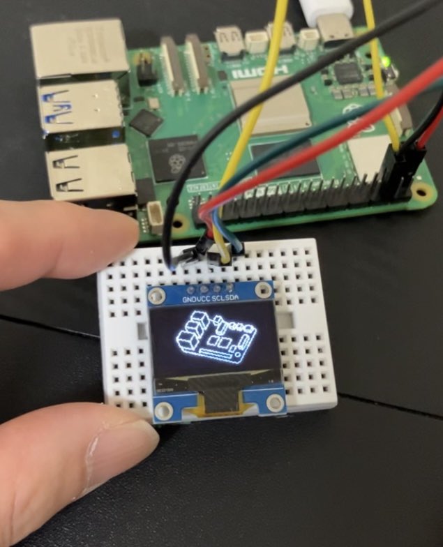 ebokify's tweet image. I tried displaying a Raspberry Pi on a Raspberry Pi 5.
Exploring the possibilities of my favorite component, the OLED display.
🔥 Top 6 Raspberry Pi eBooks for $20 V1
ebokify.com/top-6-raspberr…
#raspberrypi #raspberrypi5 #rpi5 #raspberrypipico #raspberrypizero #raspberrypi4…