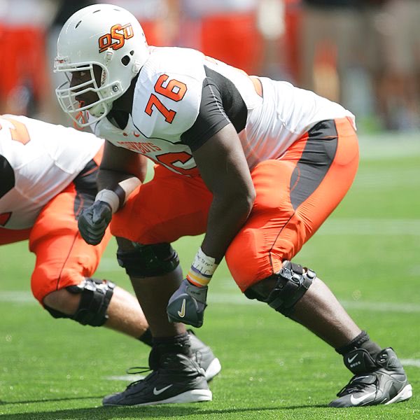 kadentank77's tweet image. I’ll be at @CowboyFB tonight for homecoming!!

@THEShawneeFB @OSUAthletics #DAT 🤠