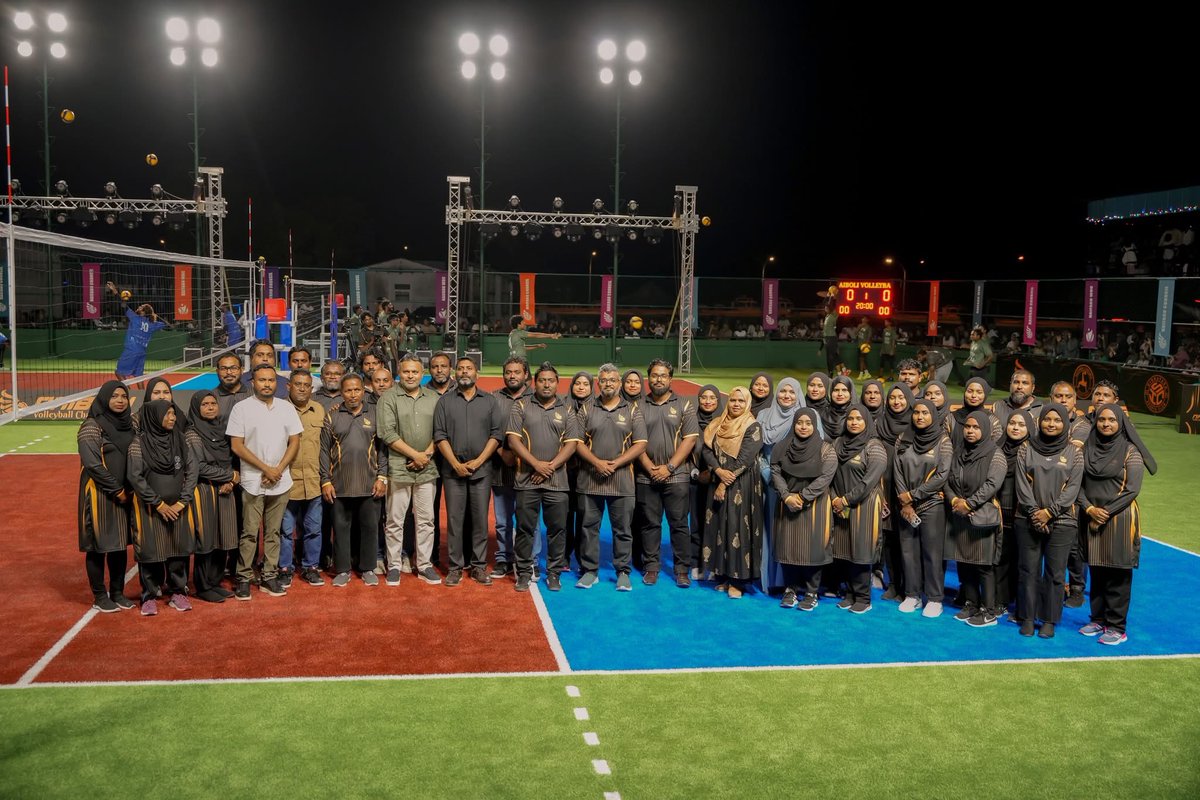 Minister of Sports, Fitness and Recreation Abdulla Rafiu has officially inaugurated the newly developed Naifaru Volleyball Court and attended the opening ceremony of the Naiboli Volleyball Championship 2025.