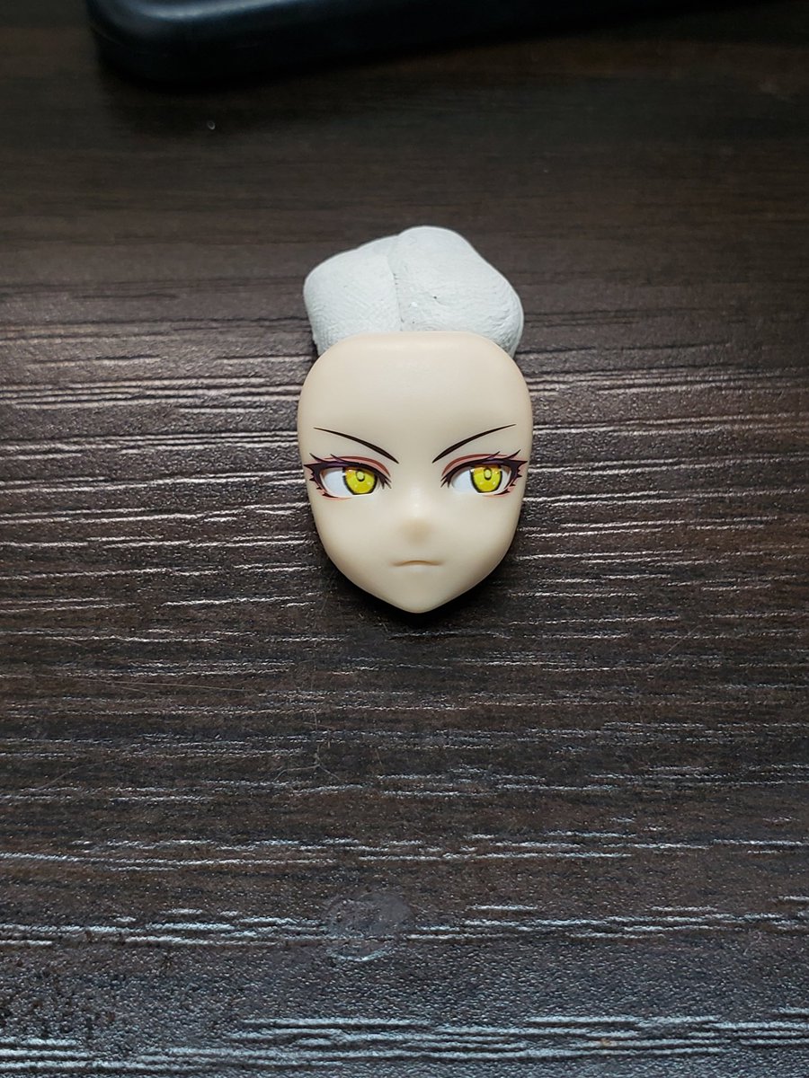 dokuo315's tweet image. 先行頒布用のオリジナル可動眼球8種類のレジンコート完了!
明日も87ファクトリーでレジンコートをしてます!
制作スペースに寄付したヴァリアントは4000円で頒布中なので、気になる方はよろしければ
(オリジナル可動眼球2セット付き)