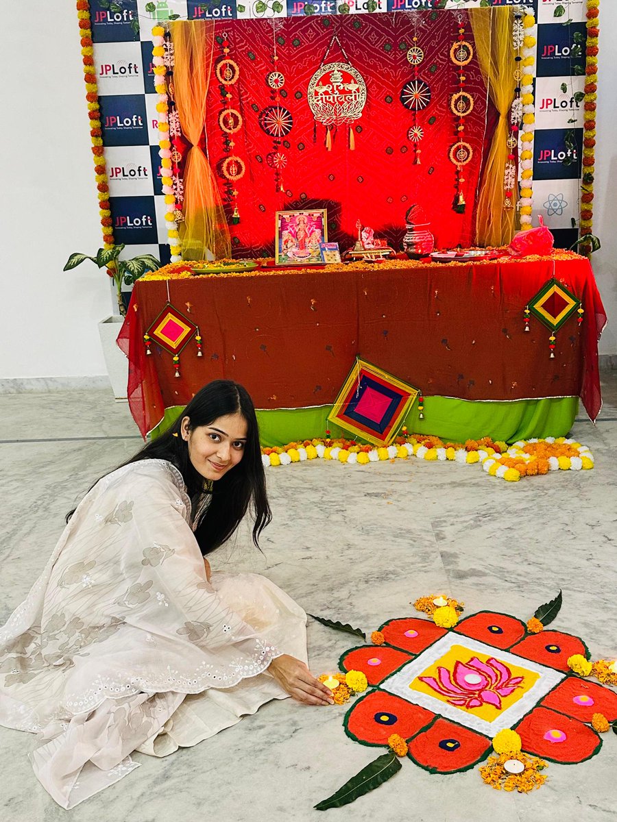 jploftsolutions's tweet image. ✨ 𝐂𝐞𝐥𝐞𝐛𝐫𝐚𝐭𝐢𝐧𝐠 𝐃𝐢𝐰𝐚𝐥𝐢, 𝐂𝐫𝐞𝐚𝐭𝐢𝐧𝐠 𝐌𝐞𝐦𝐨𝐫𝐢𝐞𝐬! ✨

Our JPLoft India office came together to celebrate Diwali with joy and festive vibes.

Wishing everyone a Happy Diwali filled with light, love, and prosperity! 🪔

#JPLoftIndia #DiwaliCelebration