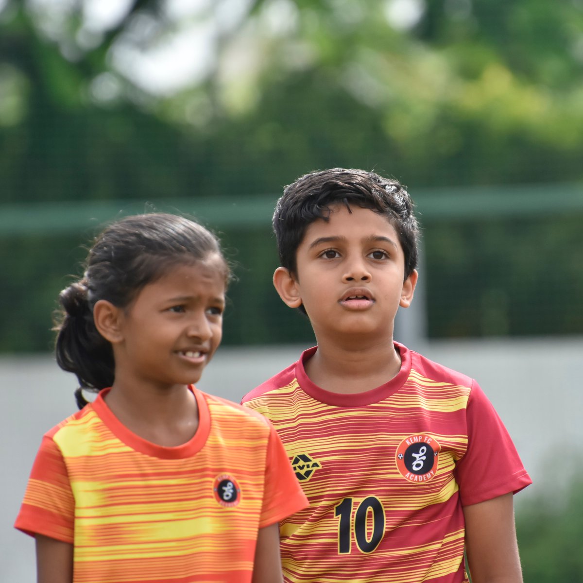 KempFCBLR's tweet photo. Only if everyone fought this hard to find out the IWL &amp; IWL 2 dates too 😅⚽️  

Just a thought for the day 🤷🏻‍♀️  

Anyway, our girls are doing just fine ❤️💪 https://t.co/TvIHhmNQ5f