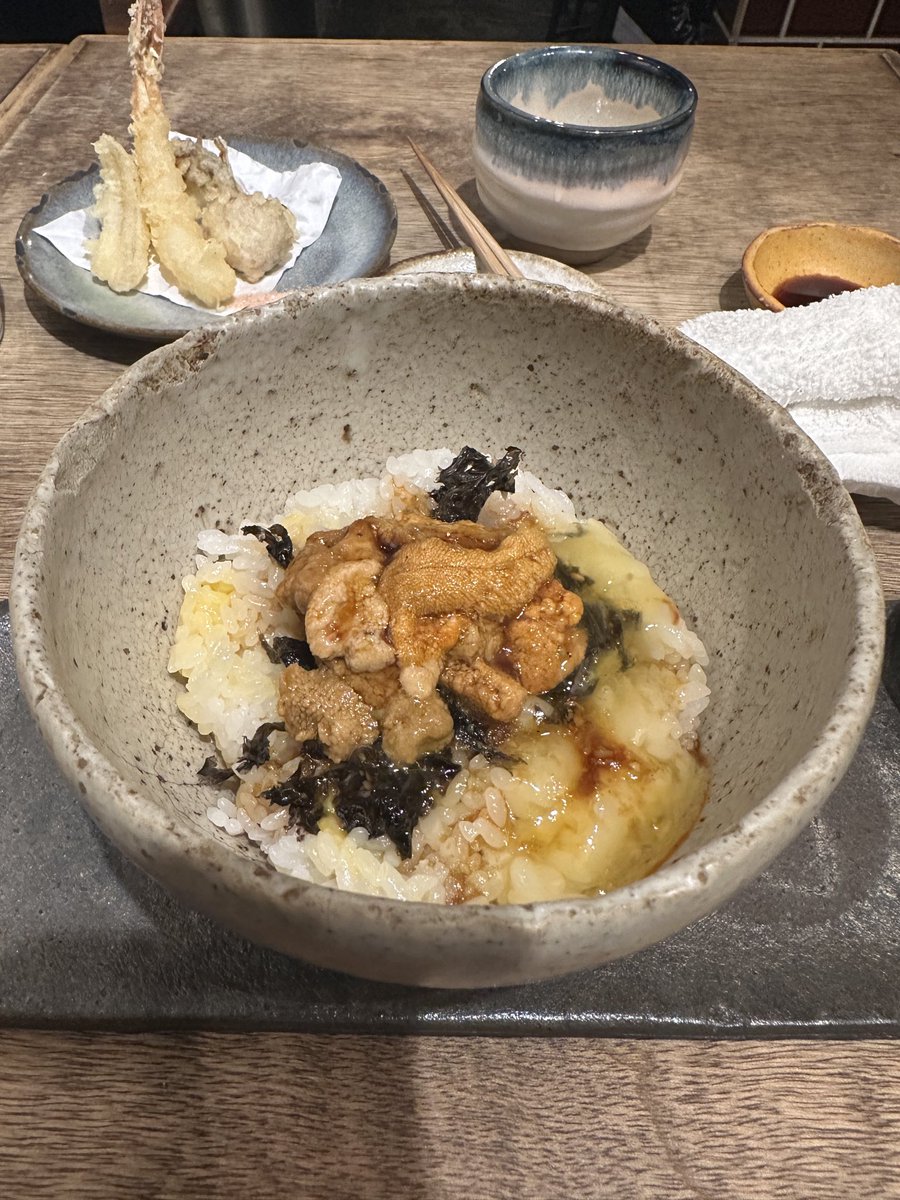 うめきん tweet media