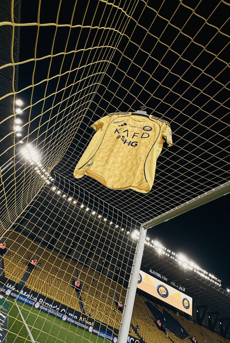 ساحـةٌ تجمـلُ بالأوفيـاء 💛