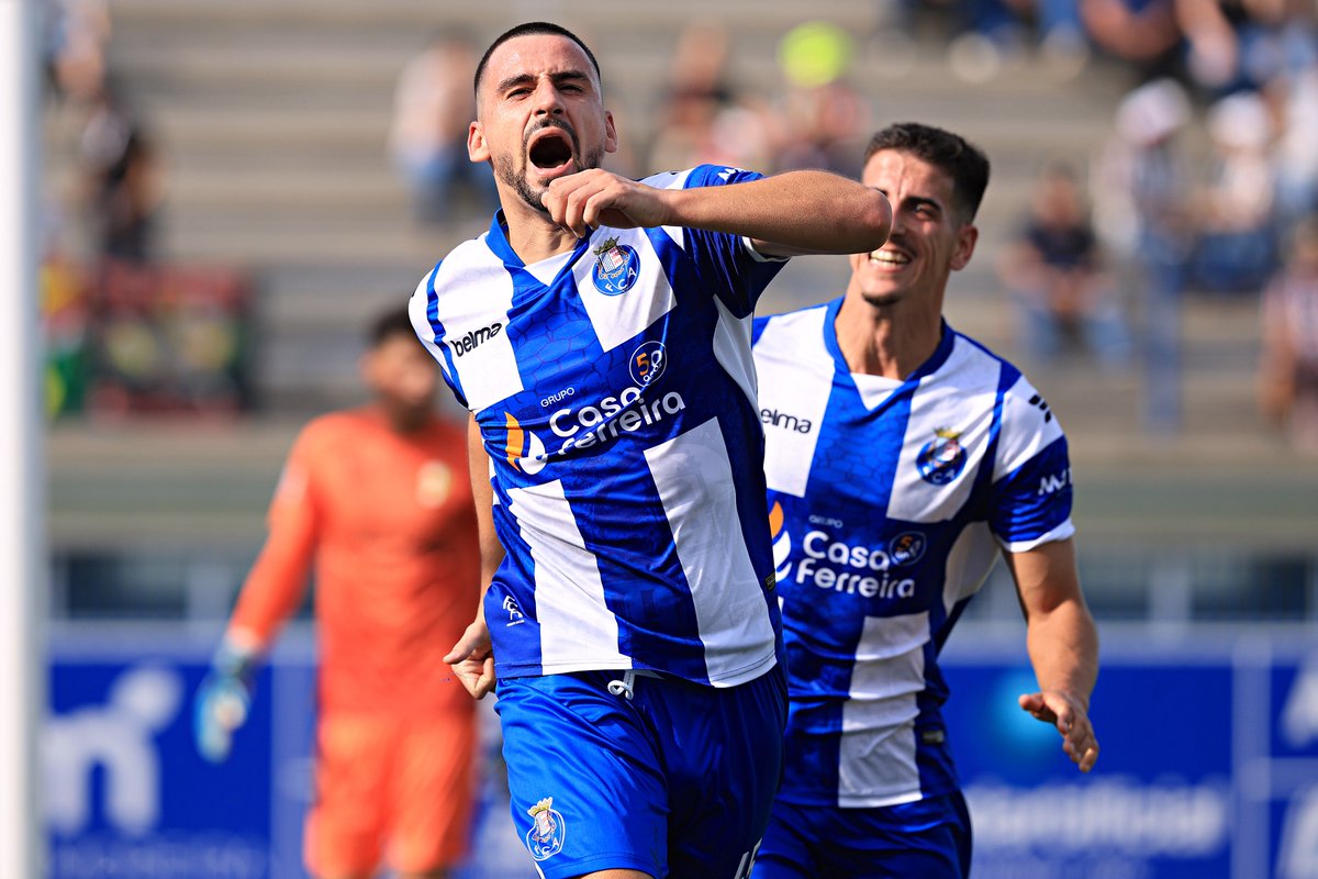 ACONTECEU TAÇA! Alpendorada, da quarta divisão, eliminou o Estrela da Amadora por 3-1, com dois golos do avançado Pedro Pauleta (não esse) e outro de Mário Borges (filho do treinador do Sporting, Rui)