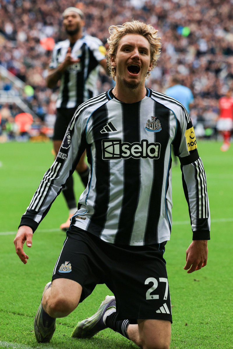 ThaEuropeanLad's tweet image. NICK WOLTEMADE IS ACTUALLY A BALLER!!!!!! ⚽⚽⚽⚽⚽‼️
5 GOALS IN HIS LAST 6 MATCHES NICK WOLTEMADE AVERAGE IN FARMERS LEAGUE IMMEDIATELY COOKING IN THE PREM!