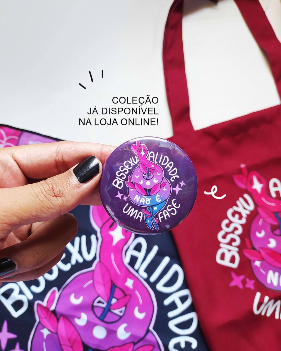 studiompup's tweet image. Nossa coleção 'Bissexualidade não é uma fase' já está disponível na loja online!

💖💜💙 shopee.com.br/studiompup 💖💜💙