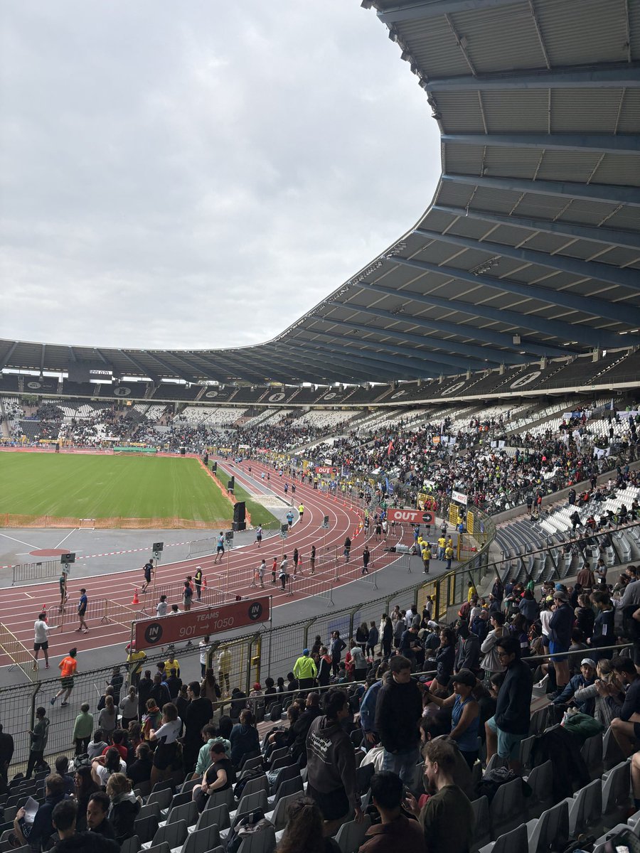 Team building through 🏃‍♀️🏃 at the Brussels Ekiden relay marathon where my best team <a href="/IcelandNATO/">Iceland at NATO 🇮🇸</a> finished strong. A lot of fun and energy - and cutting edge design T-shirts.