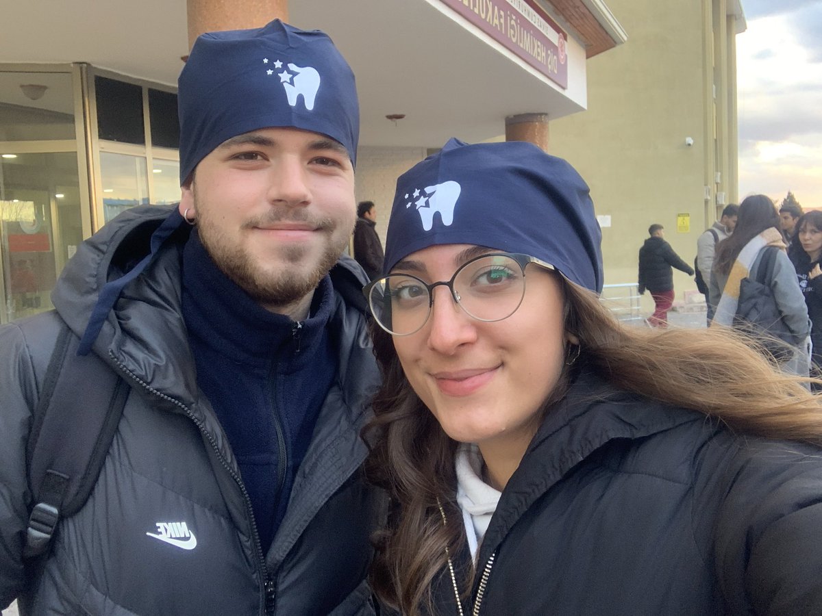 Anneniz ve babanız diş hek okurken böyle görünüyordu