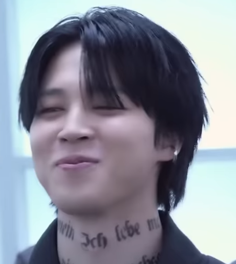 BangtanPromiseB's tweet photo. @SetMe__FreeTWO @LostInTh3Lights @WAB_PT_2 Sib! The point of *duality* is WE CAN BE BOTH. Nope, no one gets to own one - Pinky and Michie are also all 3. Sure, we maybe have one where we shine more, but the others sneak through. Just like your cuteness! https://t.co/5w28oz1hff