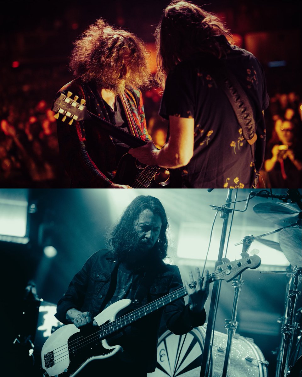mymorningjacket's tweet photo. Brooklyn, night two ✨ 

Loud, bright, unstoppable. Thank you for your energy. Let’s close out these three nights exactly how we started them - vibrant and loud. See you tonight for one last round!

Photos and video by Nick Langlois

Tickets - https://t.co/vtOibxiywK https://t.co/6sC1C9312r