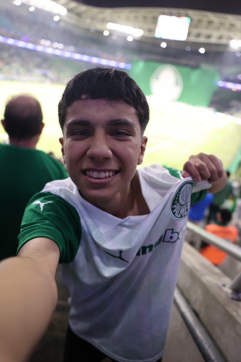 avantipalmeiras's tweet image. Torcida que canta, vibra, incentiva e leva o Verdão em busca das vitórias 🐷💚

#OPoderDoAvanti