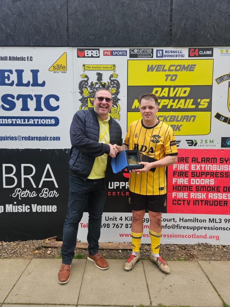 MOTM

Well done to PJ O'Donnell on picking up the Man of the Match today from match sponsor Martyn McGuiness.

Thanks as always to Paterson Trophy Supplies Ltd for supplying the award

#MonTheHill