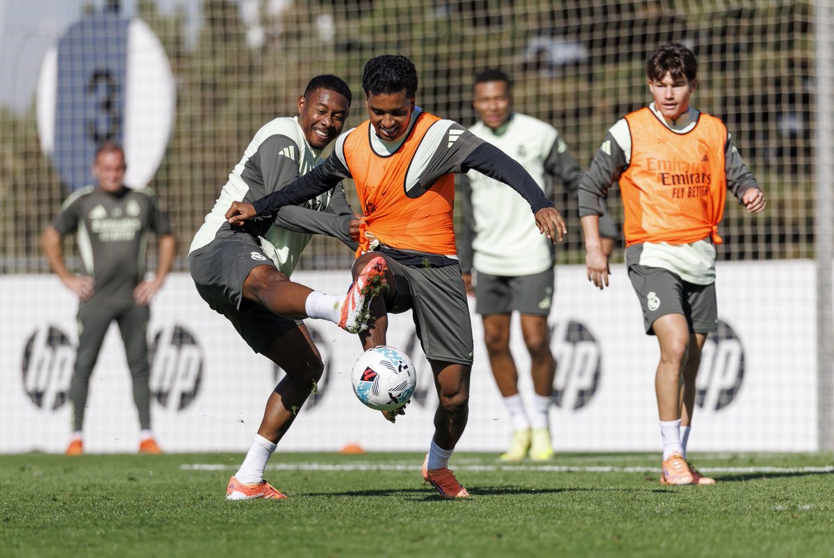 RodrygoGoes's tweet image. 😅🤣💨  @David_Alaba