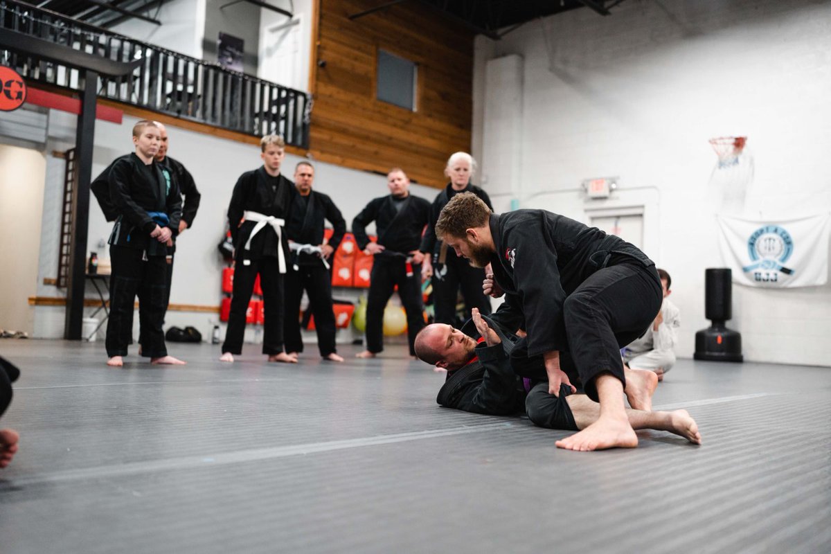Brazilian Jiu Jitsu Training in Berwyn, PA: Build your Mental Toughness.
Discover how to develop your mental toughness when you sign up for BJJ 
dragongym.com/blog/bjj-train…