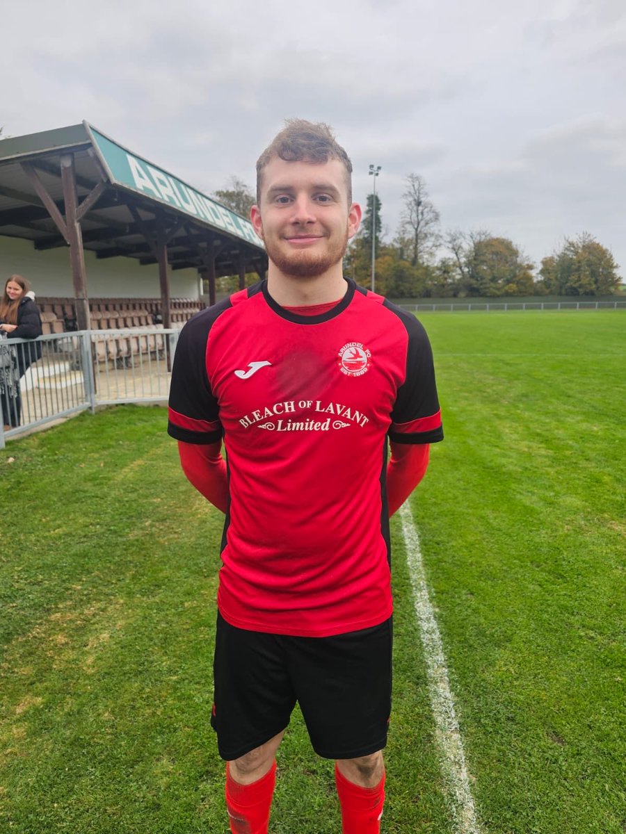 MAN OF THE MATCH 🔴

Mullets Man of the Match is Zac Bignall! 

Great performance from the winger, slotted home two great goals and an impressive display against his former side 👏🏻👏🏻🔴🔴⚽️

#upthemullets 
<a href="/BignellZac/">Zac Bignell</a>