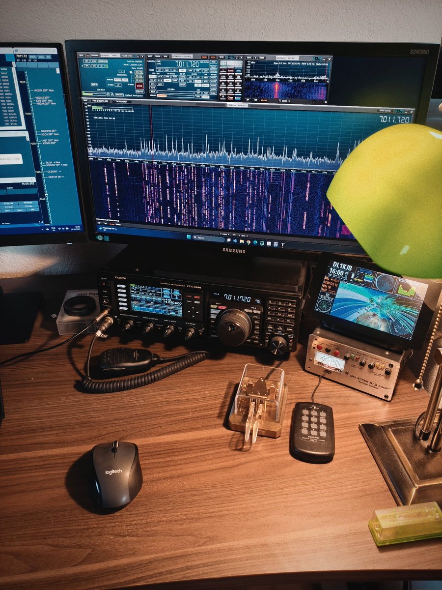 I will start a little later in the #WAG2025. Station is ready.
#HamRadio #AmateurRadio